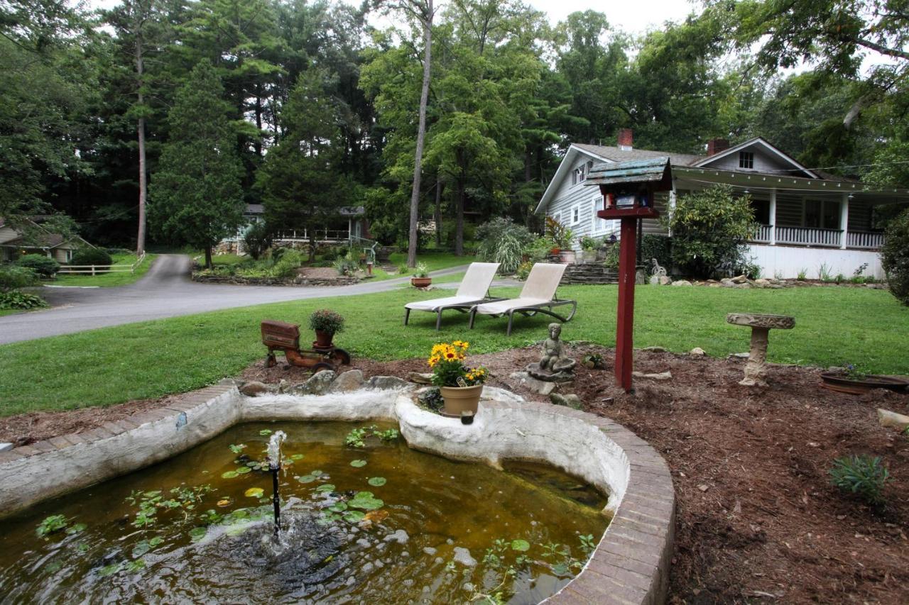 The Pines Cottages Woodfin Bagian luar foto