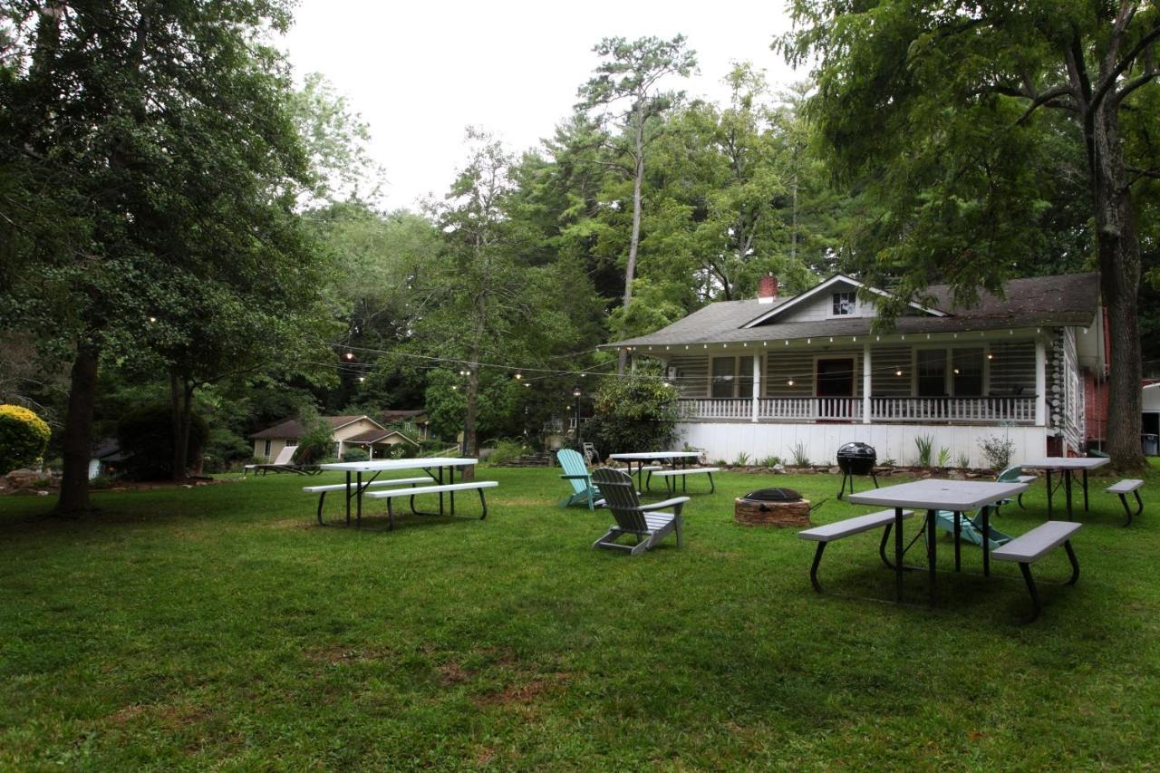 The Pines Cottages Woodfin Bagian luar foto