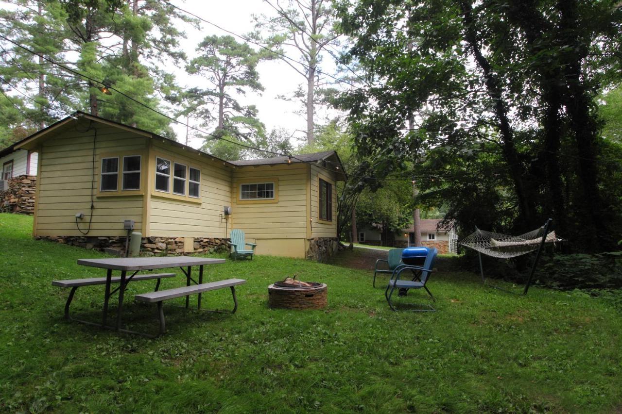 The Pines Cottages Woodfin Bagian luar foto