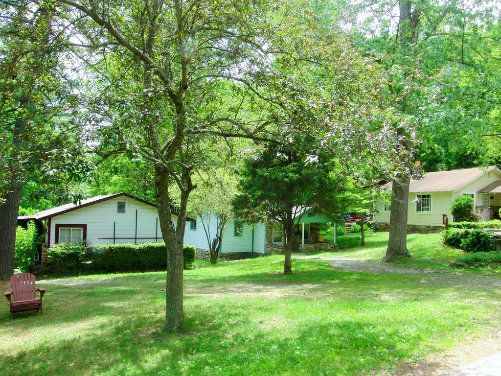 The Pines Cottages Woodfin Bagian luar foto