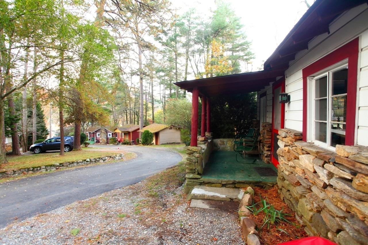 The Pines Cottages Woodfin Bagian luar foto
