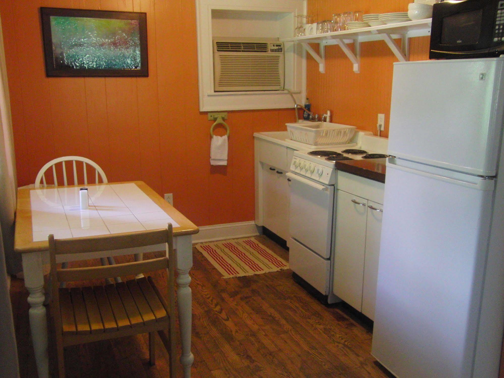 The Pines Cottages Woodfin Bagian luar foto